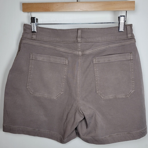 Spanx 6" Stretch Twill Brown Shorts Size Small - Picture 6 of 9